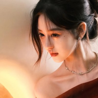 在巨人中间